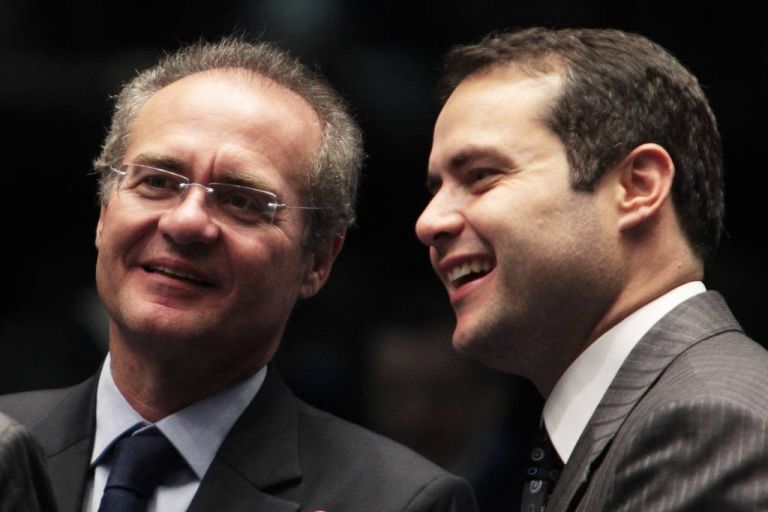 POLICIA FEDERAL NA COLA DE RENAN FILHO