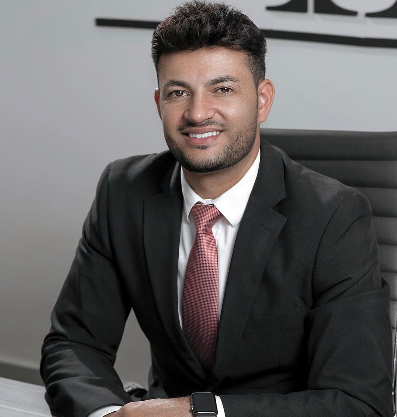 Alex Henrique dos Santos, referência nacional em advocacia e justiça compartilha dicas jurídica
