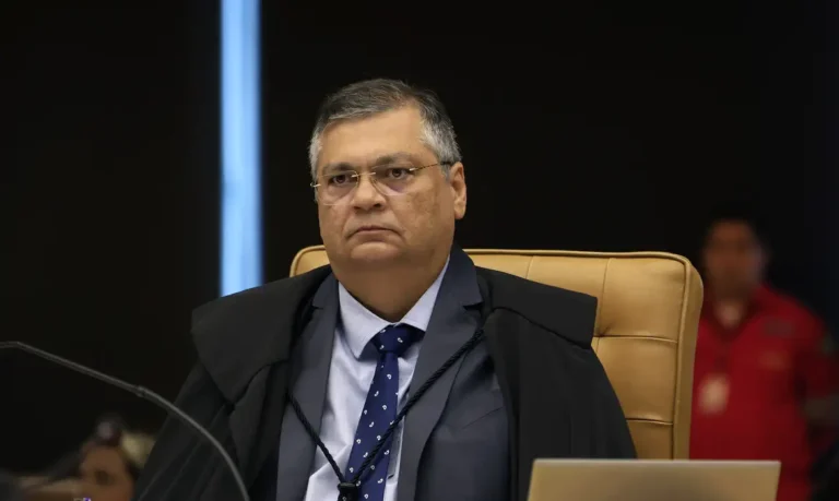 AGU elabora parecer técnico para esclarecer decisão do ministro Flávio Dino sobre emendas