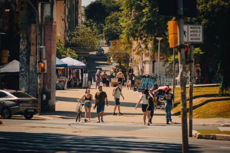 Porto Alegre celebra 253 anos com um domingo ensolarado e cheio de vida