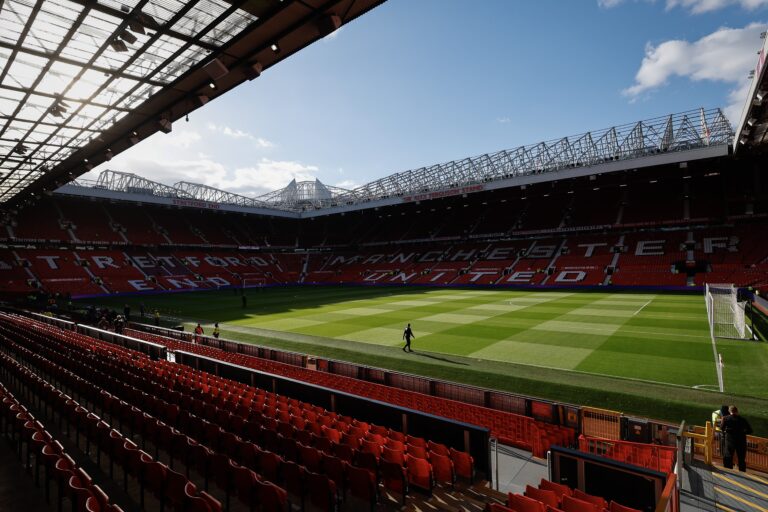 Manchester United projeta novo estádio para 2031, mas obstáculos podem atrasar obra