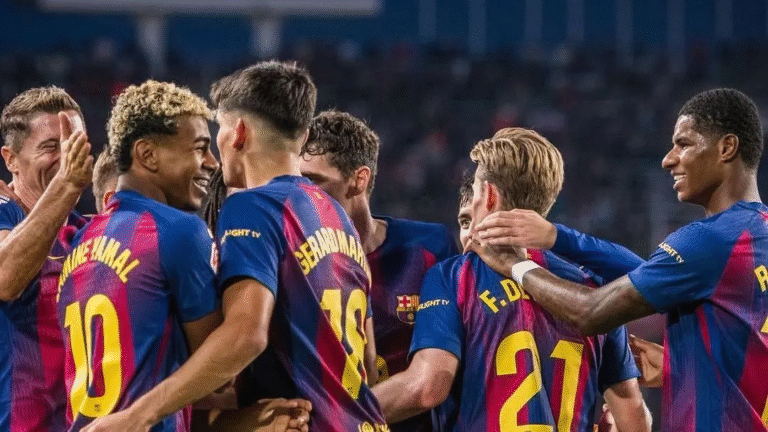 Barcelona dá show e goleia o Olympiacos com hat-trick de Fermín López pela Champions League