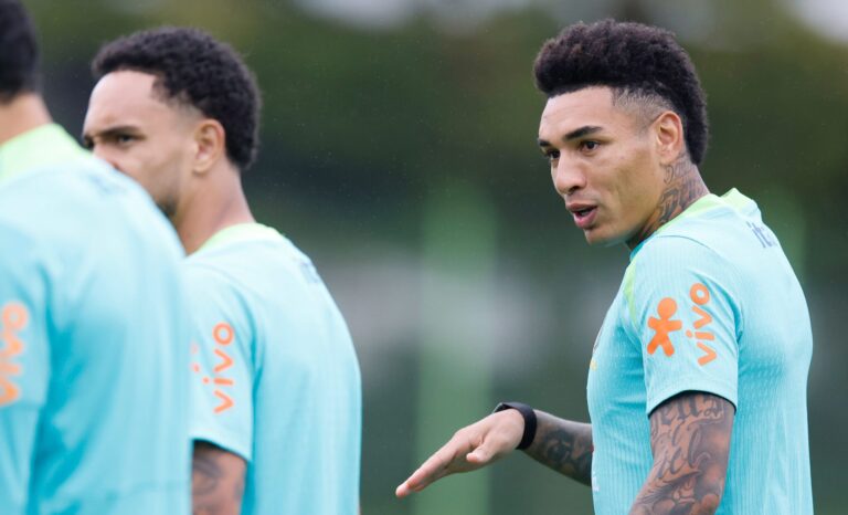 Igor Jesus celebra nova chance na seleção e mira vaga na Copa de 2026