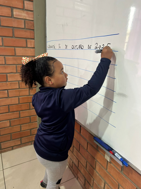 Alunos da Emef Nova Conquista homenageiam servidores com o projeto “Aluno Protagonista”