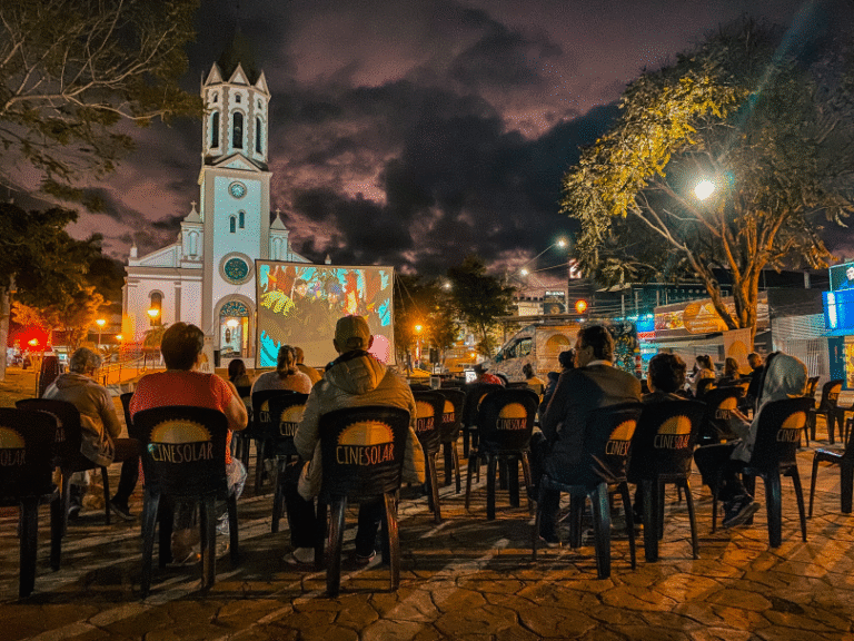 Gravataí recebe o CineSolar, primeiro cinema itinerante movido a energia solar do Brasil