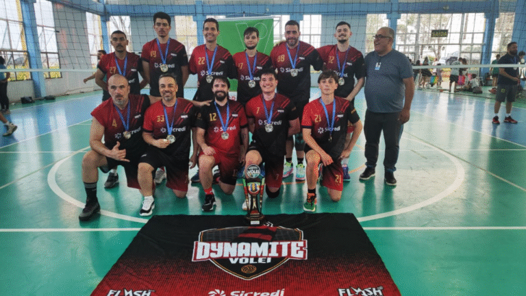 Campeonato Municipal de Vôlei movimenta o Ginásio Aline Fofonka em Gravataí