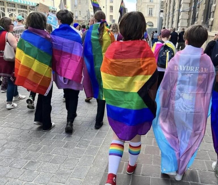 A quem interessam as divisões no movimento LGBT+?