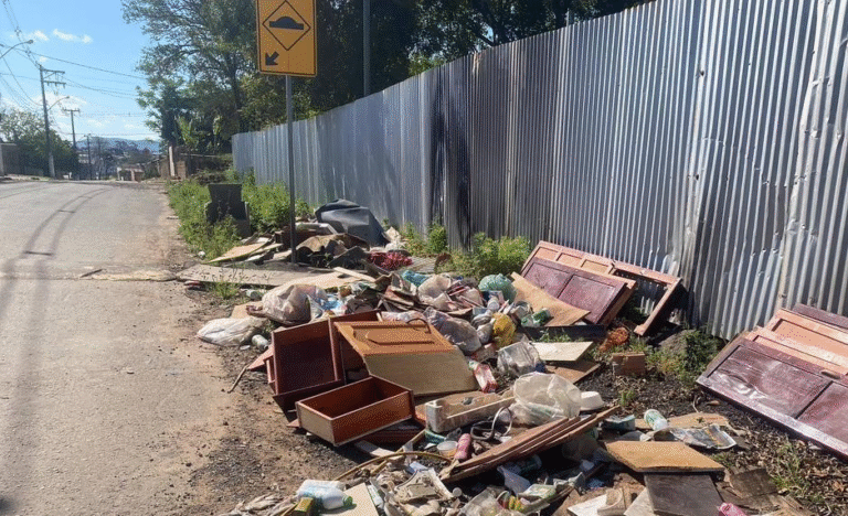 Prefeitura de Gravataí reforça combate ao descarte irregular de lixo com chegada do verão