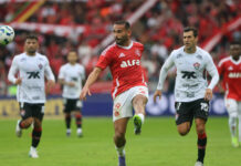 Inter encara o Vitória fora de casa com nova escalação e busca afastar risco de rebaixamento