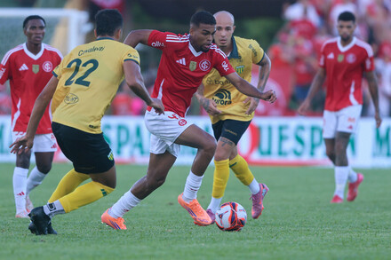 Inter sofre virada do Ypiranga e perde a invencibilidade no Gauchão