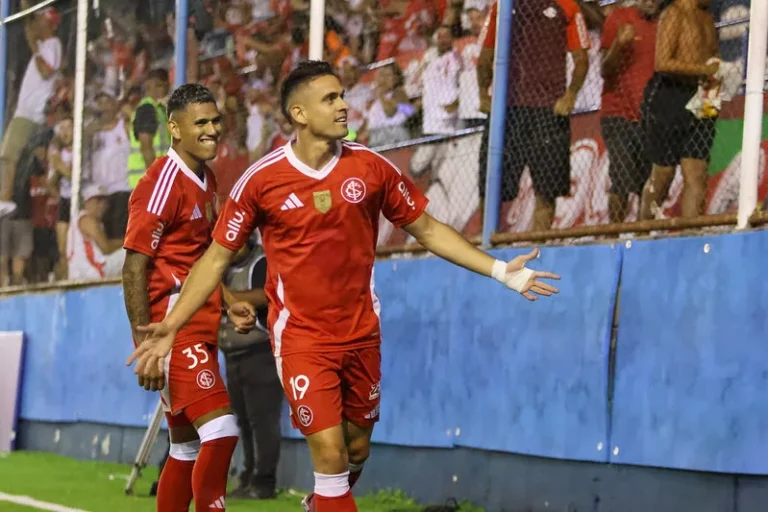 Internacional goleia o Monsoon e assume a liderança do Grupo A do Gauchão