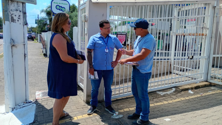 Prefeitura promove ação educativa para orientar sobre descarte correto de resíduos em Gravataí