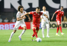 Inter vence o Santos fora de casa e sai da lanterna do Brasileirão