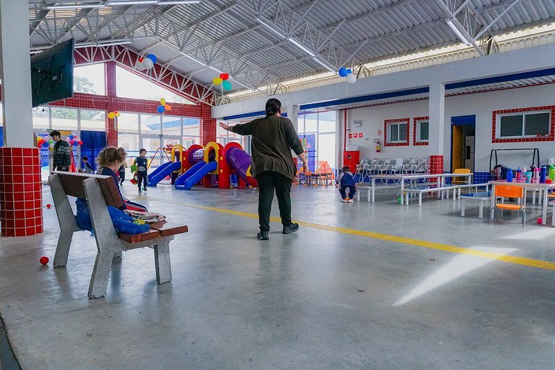 Prefeitura começa instalação de climatizador de ar na EMEI Roberto Antônio Bellinaso - realnews.com.br